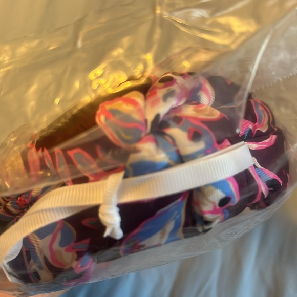 Lilly Pulitzer Wide Twist Headband in Amarena Cherry Tropical With a Twist - Picture 3 of 4